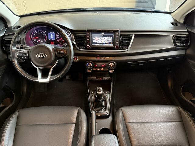 KIA RIO 1.4 100pk Executive Line | Navigatie | Leder | Camera | Stuur & Stoelverwarming | 100 % onderhouden!