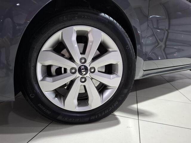 KIA RIO 1.0 T-GDi MHEV DynamicPlusLine Trekhaak, Apple Carplay/Android Auto, climate controle, Navigatie, Camera.