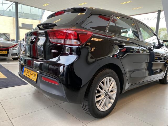 KIA RIO 1.0 TGDI DynamicLine,Navigatie,Achteruitrijcamera,Bluetooth met Spraakbediening,Airco,Cruisecontrol,15Inch Lmv
