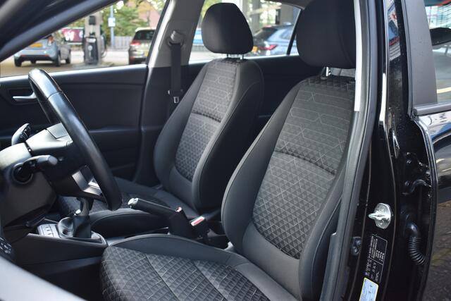 KIA RIO 1.0 TGDI ComfortPlusLine Navigator | Navigatie | Camera | Carplay | Goed onderhouden | 12 mnd BOVAG garantie | Whatsapp 06-53188999