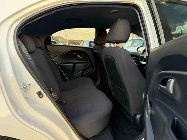 KIA RIO 1.2 CVVT DynamicLine Navi,Camera,Clima,Cruise,Lm velgen,N.A.P,5 Deurs,Nieuwe Apk bij Aflevering