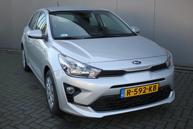 KIA RIO 1.2I 83PK ComfortLine Airco/Bluetooth/Parkeerhulp/Stoelverwarming
