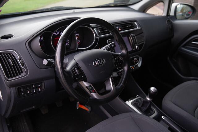 KIA RIO 1.2 CVVT ExecutiveLine , Achteruitrijcamera, Stuur/stoelverwarming,
