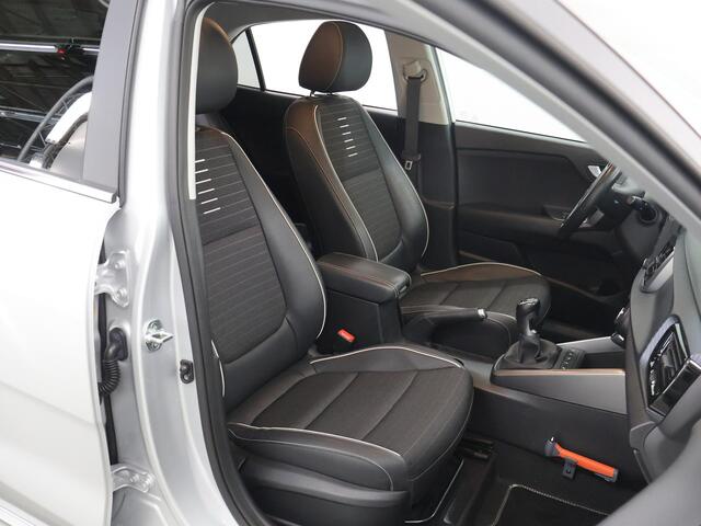 KIA RIO 1.0 TGDI GT-Line | Navigatie | Parkeercamera | stoel/Stuurwielverwarming | Climate Control |