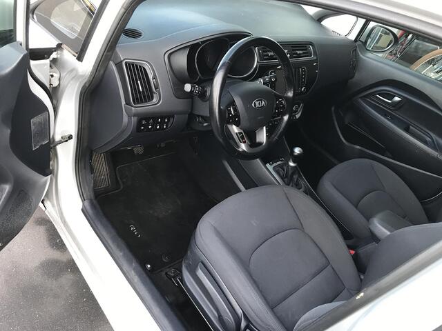 KIA RIO 1.2 ExecutiveLine Navi Trekhaak