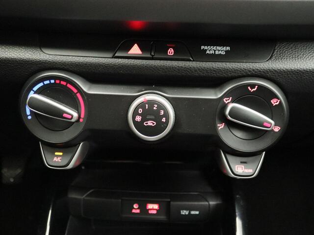 KIA RIO 1.0 TGDI First Edition | airco | Apple Carplay/Android Auto | Autonomous Emergency Braking | cruise control | lichtmetalen velgen 16" | navigatiesysteem full map |