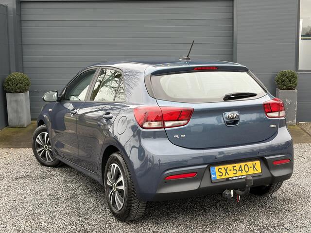 KIA RIO 1.0 TGDI ComfortPlusLine Navigator 2e Eigenaar,Navi,Camera,Trekhaak,Stuurvw,Stoelverw,Apple Carplay/Android Auto,Pdc,Rijstrooksensor,Apk tot 03-2027