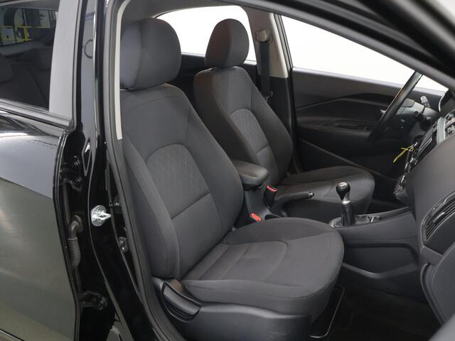 KIA RIO 1.2 CVVT ExecutiveLine | Navigatie | Stoel/Stuurwielverwarming | Parkeercamera | Climate Control | Parkeersensoren