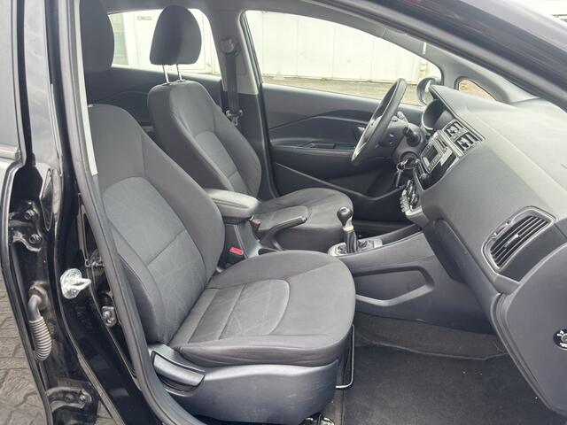 KIA RIO 1.2 CVVT Dream Team Cruise Airco Bluetooth