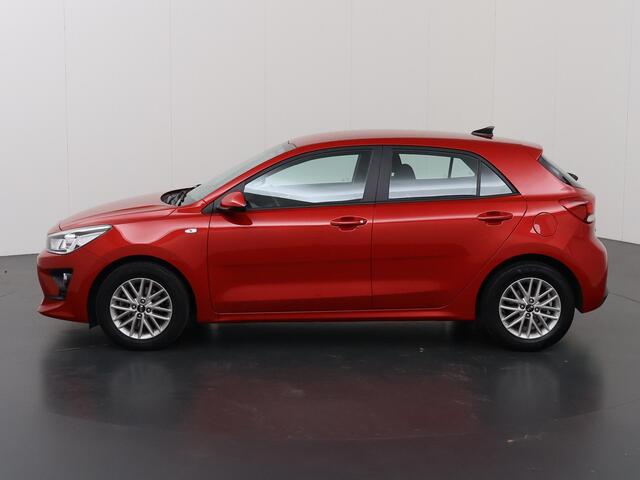 KIA RIO 1.0 T-GDi MHEV DynamicLine | Trekhaak | Parkeercamera | Navigatie | Climate Control | Cruise Control |