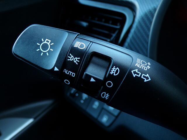 KIA RIO 1.0 T-GDi MHEV GT-Line, Carplay + Android Auto / Camera + Sensoren / Stoel + stuurverwarming / 17' LMV