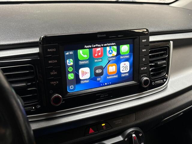 KIA RIO 1.0 TGDI DynamicLine (APPLE CARPLAY, GROOT NAVI, CAMERA, KEYLESS, SPORTSTOELEN, CRUISE, NIEUWE APK, NIEUWSTAAT)