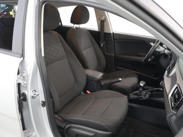 KIA RIO 1.0 T-GDi MHEV DynamicPlusLine | Navigatie | Parkeercamera | Apple Carplay/Android Auto | Climate Control | Keyless Entry/Go | LED |