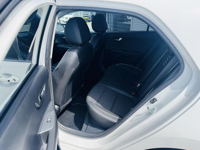 KIA RIO 1.0 T-GDi MHEV GT-Line NL-auto ! | Stoel&Stuurverw.| Privacyglass