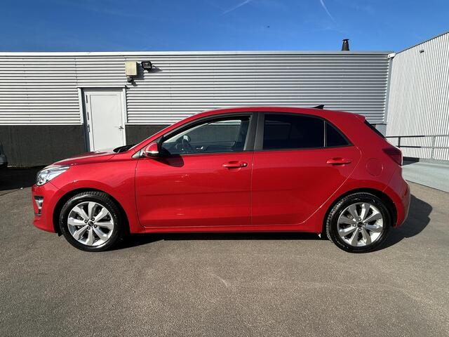 KIA RIO 1.0 T-GDi MHEV DynamicPlusLine Nieuw geleverd en dealeronderhouden, Navigatie, Cruise control, Privacy glass, Lichtmetalen velgen, Smart Key, Climate control