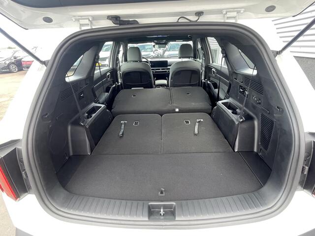 KIA SORENTO 1.6 T-GDi Plug-in Hybrid 4WD DynamicLine 7p. ACTIE UIT VOORRAAD LEVERBAAR! Climate control, Parkeersensoren voor+achter, Achteruitrijcamera, Dodehoekdetectie, Adaptief cruise control,