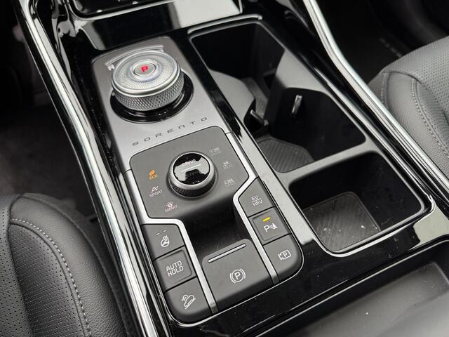 KIA SORENTO 1.6 T-GDi Plug-in Hybrid 4WD DynamicPlusLine 7p. | Trekhaak | Lederen Bekleding | Panoramadak | Bose Audio