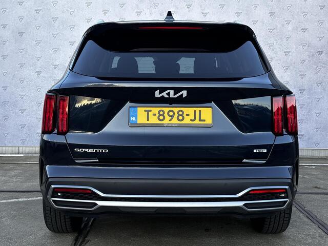 KIA SORENTO 1.6 T-GDI Hybrid DynamicPlusLine Automaat | Panoramdak | Leder | Camera | Navi | Stuur/Stoelverwarming | Clima | 19" Velgen | Apple CarPlay/Android Auto | Key-Less | PDC | Cruise | LED |