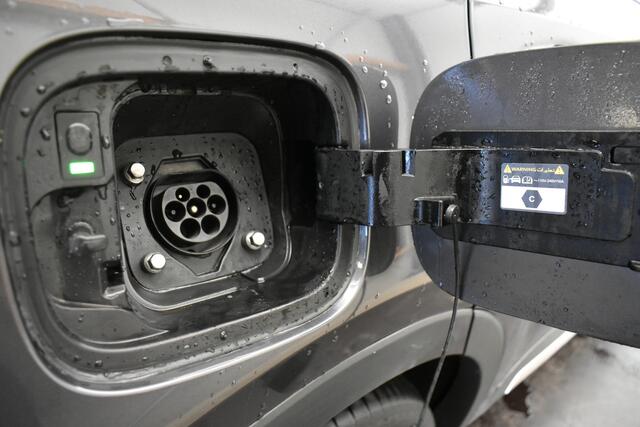 KIA SORENTO 1.6 T-GDI Plug-in Hybrid 4WD ComfortLine Trekhaak Camera Keyless