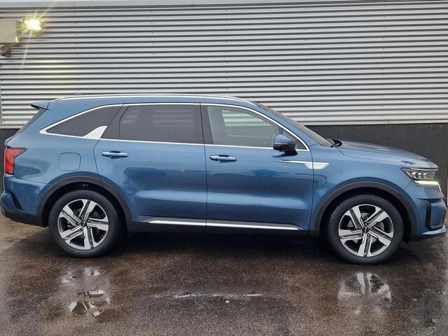 KIA SORENTO 1.6 T-GDI Plug-in Hybrid 4WD ExecutiveLine 7p. Full Option, Trekhaak, BTW-auto, Schuif/kanteldak, 360" Camera, Nappa Leder, Bose audio, LED