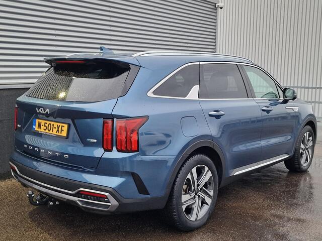 KIA SORENTO 1.6 T-GDI Plug-in Hybrid 4WD ExecutiveLine 7p. Full Option, Trekhaak, BTW-auto, Schuif/kanteldak, 360" Camera, Nappa Leder, Bose audio, LED