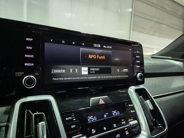 KIA SORENTO 1.6 T-GDI Plug-in Hybrid 4WD ExecutiveLine 7p. Afneembare Trekhaak | Black Edition | Dealer onderhouden !