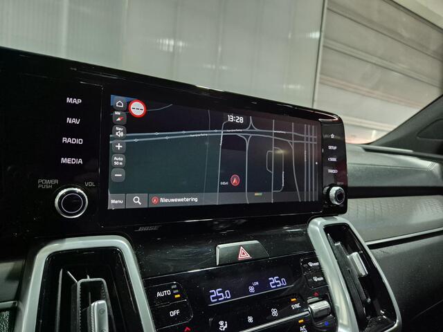 KIA SORENTO 1.6 T-GDI Plug-in Hybrid 4WD ExecutiveLine 7p. Afneembare Trekhaak | Black Edition | Dealer onderhouden !