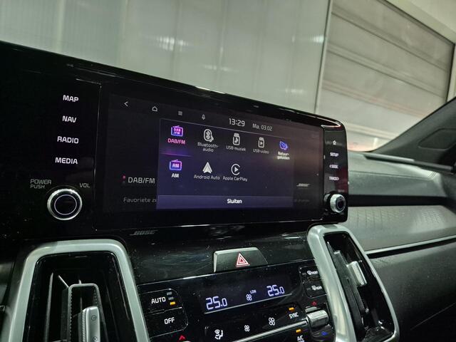 KIA SORENTO 1.6 T-GDI Plug-in Hybrid 4WD ExecutiveLine 7p. Afneembare Trekhaak | Black Edition | Dealer onderhouden !