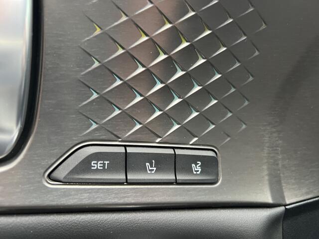 KIA SORENTO 1.6 T-GDI Plug-in Hybrid 4WD ExecutiveLine | Pano dak | Bose | Leder