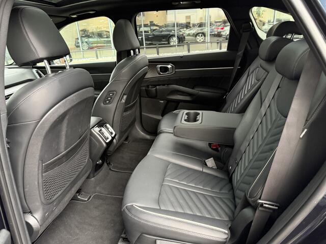 KIA SORENTO 1.6 T-GDi Plug-in Hybrid 4WD ExecutiveLine 7zits Nwe. model Navi+Camera+BT+Bose Leder+Verw.+Koeling Pano-dak Head-up PDC V+A 10jr.Garantie