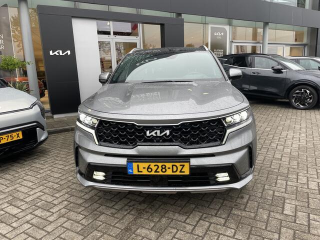 KIA SORENTO 1.6 T-GDI Plug-in Hybrid 4WD ExecutiveLine 7p. info Roel 0492-588951