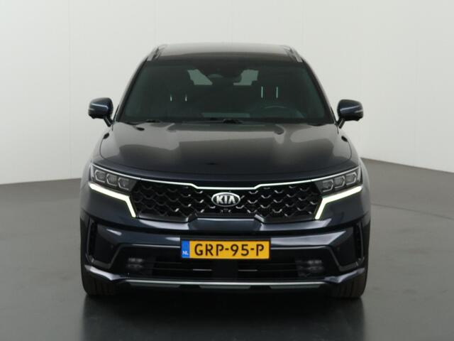 KIA SORENTO 1.6 T-GDI Plug-in Hybrid 4WD ExecutiveLine 7p. | Sidebars | Nappa lederen bekleding | Panoramadak | Stoelventilatie | 360° camera | Dodehoekcamera |