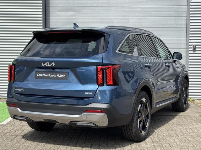 KIA SORENTO 1.6 T-GDi Plug-in Hybrid 4WD ExecutiveLine 7p. Snel Rijden Uit Voorraad!!! | 7p. | Panoramadak | 360 Camera | Digital Key | Vingerafdrukscanner | Stoelventilatie | Head-up display | Draadloos Apple Carplay/ Android Auto |