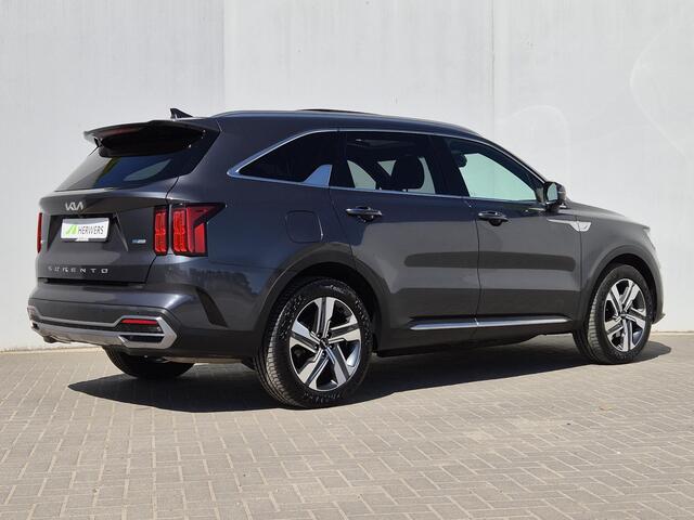 KIA SORENTO 1.6 T-GDI Plug-in Hybrid 4WD ExecutiveLine 5p. / HUD / Glazen schuif- en kanteldak / Stuur- en Stoelverwarming / Trekhaak Afneembaar / Rondomzicht camera / Elektrische bedienbare achterklep / Stoelventilatie voor /
