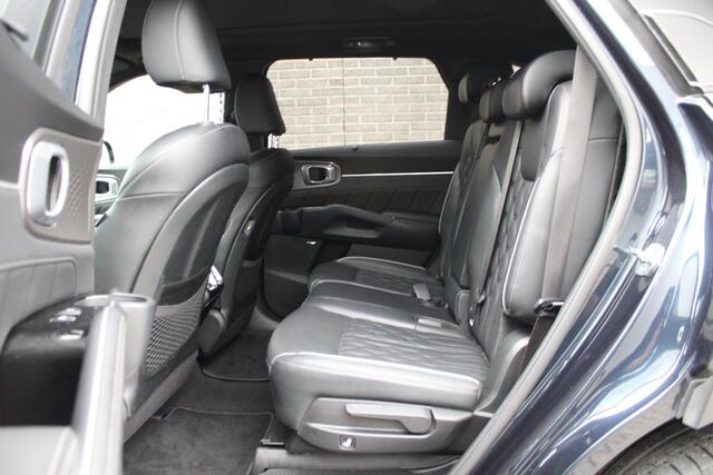 KIA SORENTO 1.6 T-GDI Plug-in Hybrid 4WD ExecutiveLine 7p. Automaat, Luxe Lederen Bekleding, Airco, Navigatie, Stoelvent., Keyless Entry/Start, Trekhaak