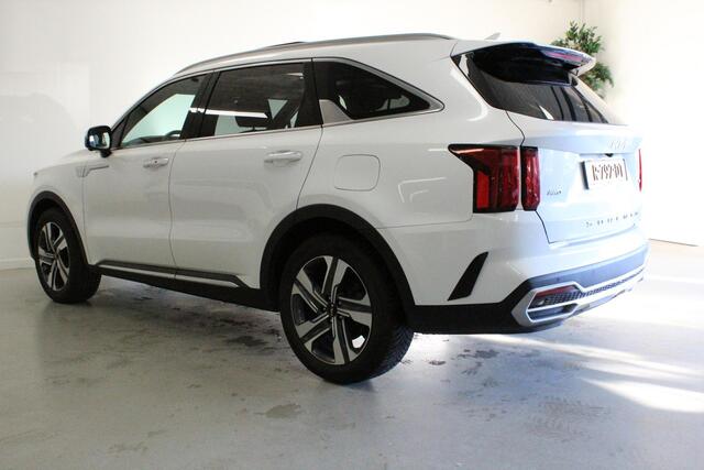 KIA SORENTO 1.6 T-GDI Plug-in Hybrid 4WD ExecutiveLine 7p. | PANO | STOEL-VERW+KOEL | ACC | CARPLAY | STUUR-VERW | HUD | KEYLESS |