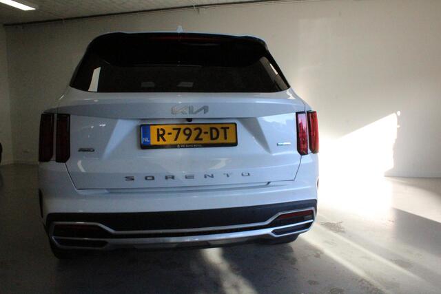 KIA SORENTO 1.6 T-GDI Plug-in Hybrid 4WD ExecutiveLine 7p. | PANO | STOEL-VERW+KOEL | ACC | CARPLAY | STUUR-VERW | HUD | KEYLESS |