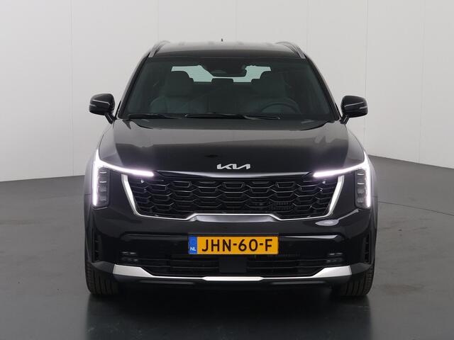 KIA SORENTO 1.6 T-GDi Plug-in Hybrid 4WD DynamicLine | 7-Pers | Stoelverwarming | Adaptieve cruise control | Dodehoekassistentie | Parkeersensoren, voor- en achterzijde |