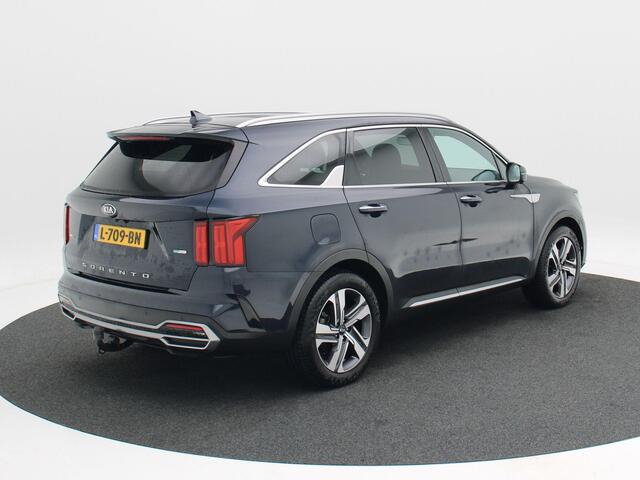 KIA SORENTO 1.6 T-GDi Plug-in Hybrid 4WD ExecutiveLine 7p. Automaat | Panoramadak | 360° Camera | Adaptive Cruise | Trekhaak | 19 Inch | 169.153 Km!