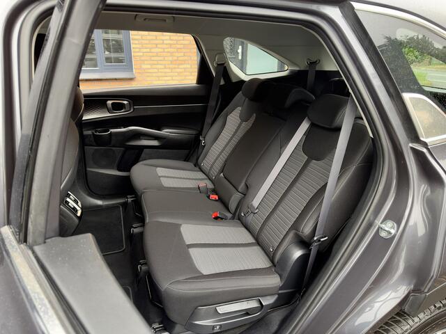 KIA SORENTO 1.6 T-GDI AUT6 HYBRIDE DYNAMIC-LINE 7PERS NAVI CAMERA DIGI-DASH APPLE-CARPLAY LED LMV PDC