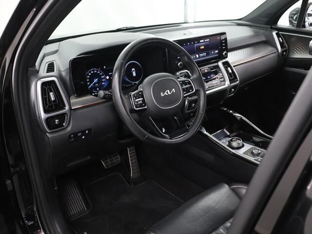 KIA SORENTO 1.6 T-GDI Plug-in Hybrid 4WD ExecutiveLine 7p. | Trekhaak | Panoramaschuifdak | 360 Camera | Stoelventilatie | Head-up display | Keyless | Dodehoekcamera | Bose Premium Sound |