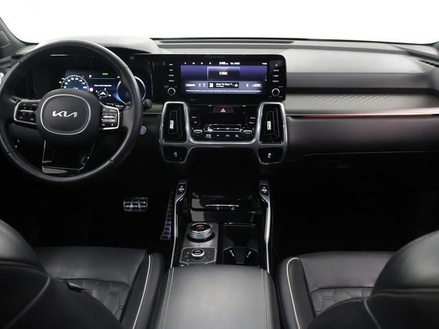 KIA SORENTO 1.6 T-GDI Plug-in Hybrid 4WD ExecutiveLine 7p. | Panoramaschuifdak | 360 Camera | Stoelventilatie | Head-up display | Keyless | Dodehoekcamera | Bose Premium Sound |
