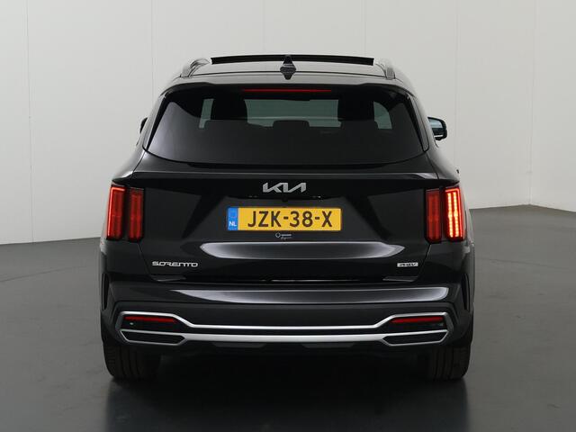 KIA SORENTO 1.6 T-GDI Plug-in Hybrid 4WD ExecutiveLine 7p. | Panoramaschuifdak | 360 Camera | Stoelventilatie | Head-up display | Keyless | Dodehoekcamera | Bose Premium Sound |