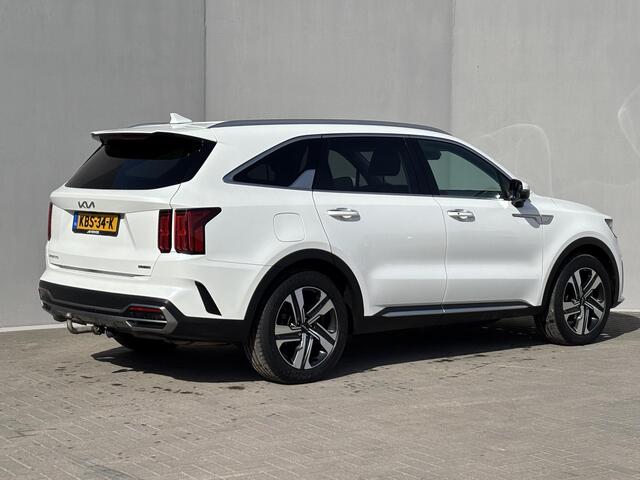 KIA SORENTO 1.6 T-GDI Plug-in Hybrid 4WD DynamicPlusLine 5p. / Automaat / Fabrieksgarantie tot 12-2029 / Dealer onderhouden / 1.500 kg Afneembare trekhaak / EAER 61 km stad 69km / Leder / Navigatie / Adapt. CC / BOSE / Rondom Zicht Camera / Apple Carplay/Android / el