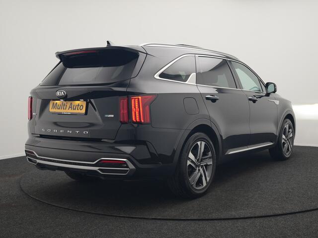 KIA SORENTO 1.6 T-GDI 4WD ExecutiveLine PHEV 265pk Dealer O.H. | Trekhaak Afn. | Panodak | Adaptive Cruise | Head Up | Luxe Lederen Comfortzetels Memory & Ventilatie | 360 Camera | Bose Sound | Stoelen & Stuur Verwarmd | Blis | Keyless | Plug In Hybrid