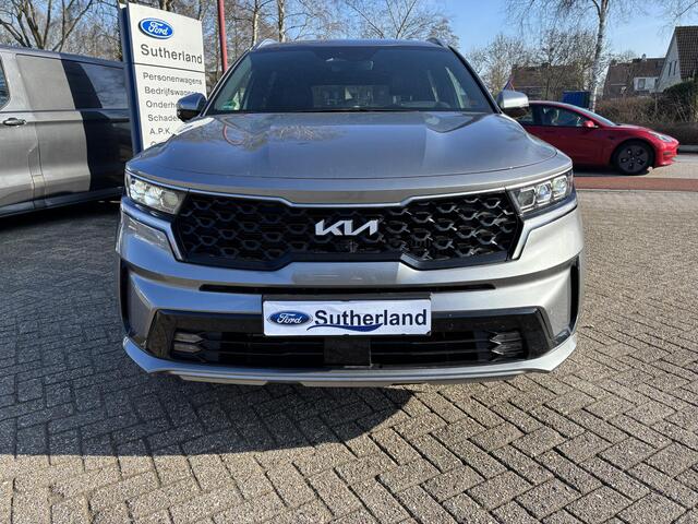 KIA SORENTO 1.6 T-GDI Plug-in Hybrid 4WD ExecutiveLine 5p. | Afneembare trekhaak | Panoramadak | 2 bandensets | Bestuurdersstoel Met Geheugen | BTW verrekenbaar | Dealer onderhouden