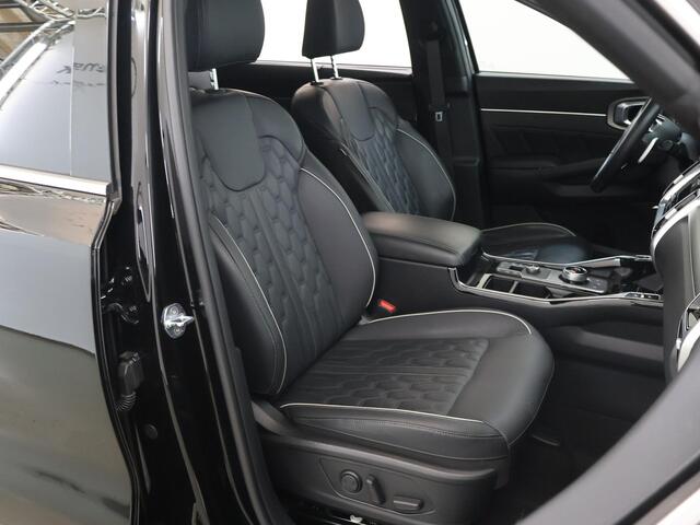 KIA SORENTO 1.6 T-GDI Plug-in Hybrid 4WD ExecutiveLine 7p. | Panoramaschuifdak | 360 Camera | Stoelventilatie | Head-up display | Keyless | Dodehoekcamera | Bose Premium Sound |