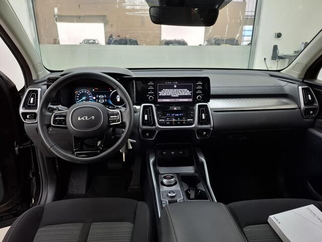 KIA SORENTO 1.6 T-GDI Plug-in Hybrid 4WD ComfortLine 5p. | 49.700 km | Trekhaak | Virtual Cockpit | WORDT VERWACHT!