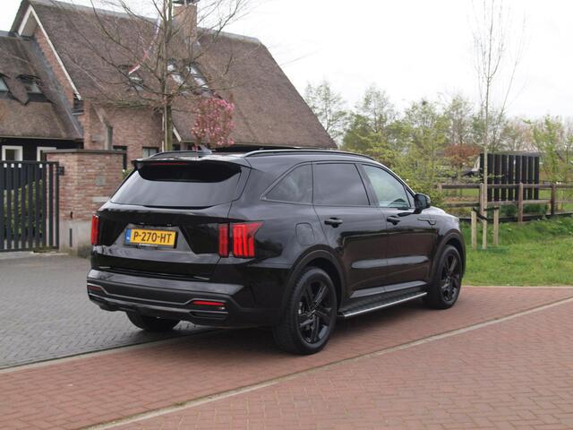 KIA SORENTO 1.6 T-GDI Plug-in Hybrid 4WD DynamicPlusLine 7p. | Panoramadak | Camera | Apple Carplay | Cruise Control | BOSE |