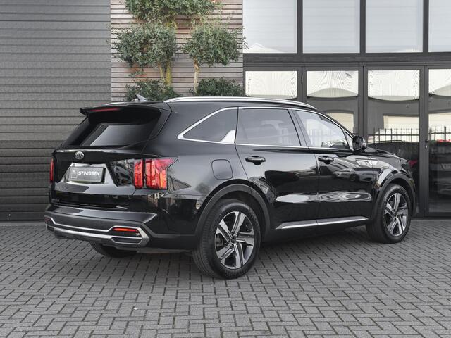 KIA SORENTO 1.6 T-GDI Plug-in Hybrid 4WD ExecutiveLine 5p. Leer Panoramadak Camera Adaptive cruise control Navi